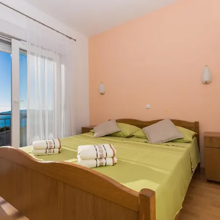 Apartman A2-apt W Shared Pool & Balcony Next To The *