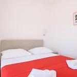 Daire A2-apt W Shared Pool & Balcony Next To The *