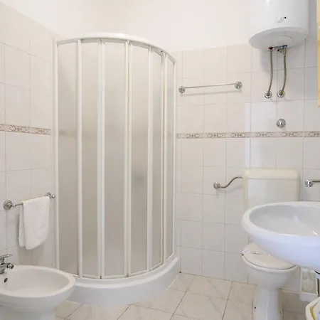 Lejlighed A2-apt W Shared Pool & Balcony Next To The *