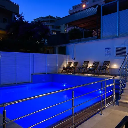 Apartment A2-apt W Shared Pool & Balcony Next To The Trogir