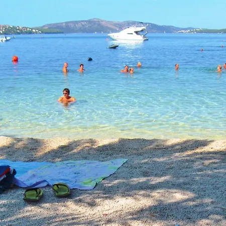 Apartman A2-apt W Shared Pool & Balcony Next To The