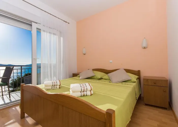 Apartment A2-apt W Shared Pool & Balcony Next To The *