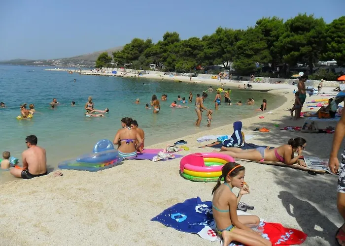 A2-apt W Shared Pool & Balcony Next To The Trogir