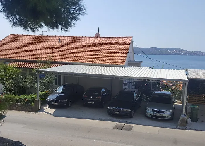 Apartment A2-apt W Shared Pool & Balcony Next To The Trogir